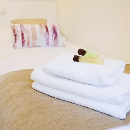 Apartman Family Century House With Terrace And Parking